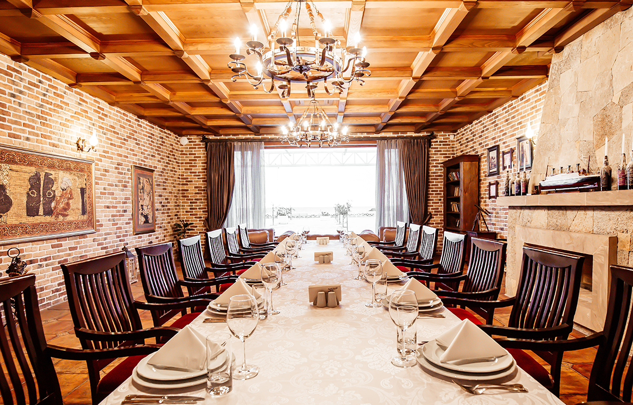 Otel, Toplantı Salonları, Panel, Kongre, Havaalanları ve  Seyahat Firmaları gibi alanların dijital baskıları